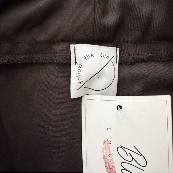 Blush Boutique | Follow the Sun Black Utility Pants - Size Large - Picture 5 of 7